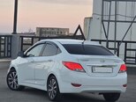 Hyundai Accent-5