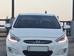 Hyundai Accent-2