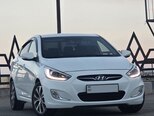 Hyundai Accent-4