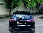 Toyota RAV4-4