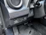 Toyota RAV4-12