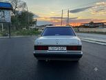 Mercedes 190-4