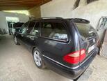Mercedes E 240-4