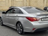 Hyundai Sonata-4