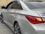 Hyundai Sonata-7