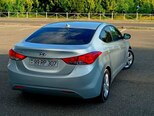 Hyundai Elantra-3