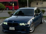 BMW 320-1