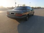 Mercedes E 220-4