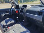 Mitsubishi Pajero io-7
