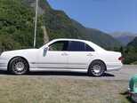 Mercedes E 320-4