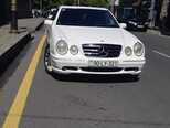 Mercedes E 320-2