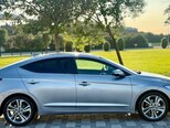 Hyundai Elantra-3