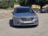 Hyundai Sonata-1