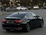 Lexus ES 300h-7