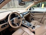 Porsche Macan S-7