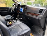 Mitsubishi Pajero-5