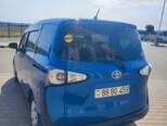 Toyota Sienta-15