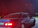 Mercedes E 270-5