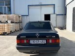 Mercedes 190-2