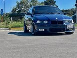 BMW 320-1