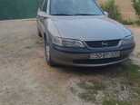 Opel Vectra-3