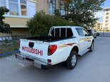 Mitsubishi L200-5