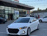Hyundai Elantra-1