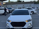 Hyundai Elantra-2