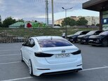 Hyundai Elantra-5