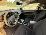Hyundai Elantra-12