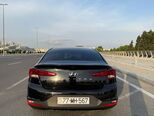 Hyundai Elantra-3
