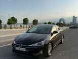 Hyundai Elantra-1