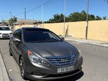 Hyundai Sonata-11