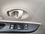 Nissan March-12