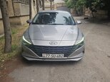 Hyundai Elantra-4