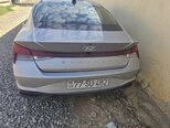 Hyundai Elantra-5