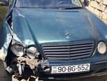 Mercedes E 230-10
