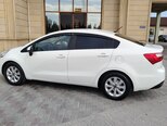 Kia Rio-5