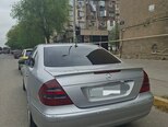Mercedes E 240-4