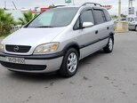 Opel Zafira-1