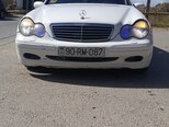 Mercedes C 200-1