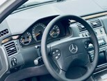 Mercedes E 320-9