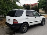 Mercedes ML 320-8