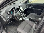 Chevrolet Cruze-12