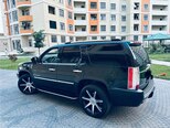 Cadillac Escalade-5