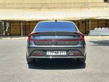 Hyundai Sonata-13