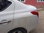 Nissan Sunny-8