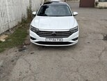 Volkswagen Jetta-1