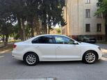 Volkswagen Jetta-3
