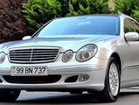 Mercedes E 240-4